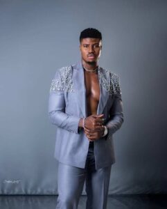 Biography of Aloma Isaac Junior