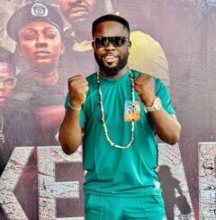 Full Biography of Ibrahim Yekini (Itele)